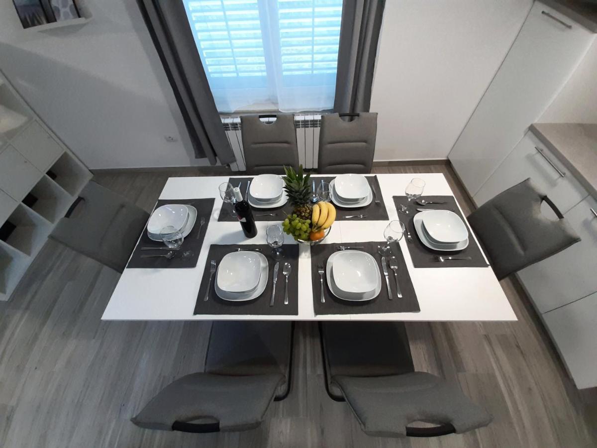 Guesthouse Villa Brestova 플로민 외부 사진